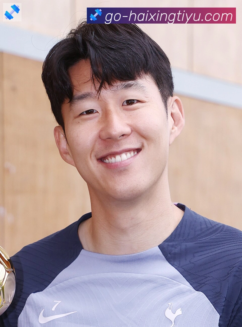 劳塔罗·马丁内斯